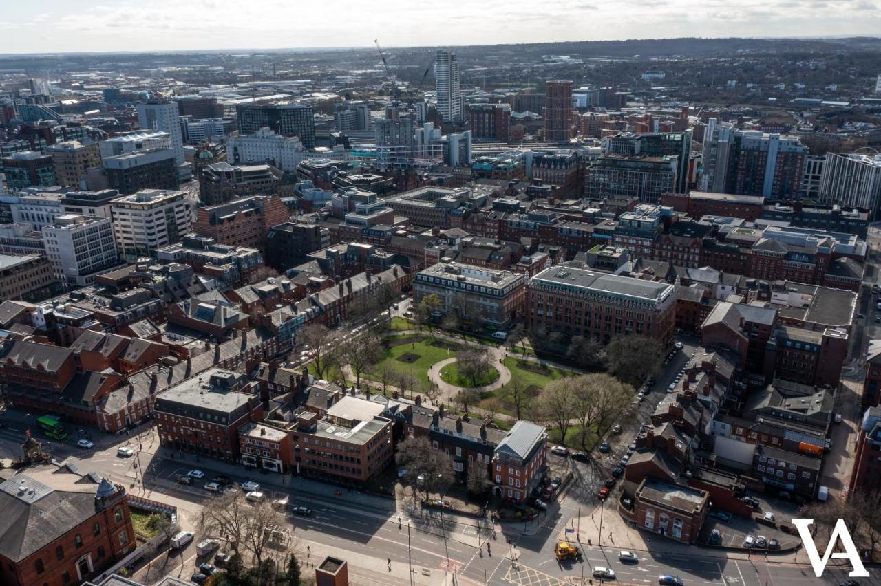 Velvet Apartments - 10 Park Square East Leeds  Exterior photo